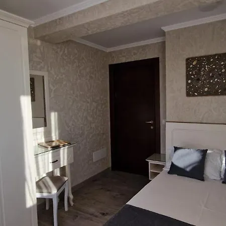 Guest house Elegante